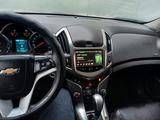 Chevrolet Cruze 2014 года за 3 800 000 тг. в Атырау – фото 5