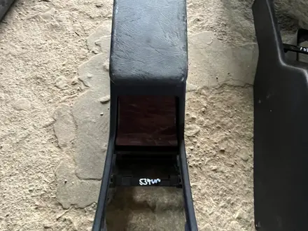 Подлокотник бардочек w210 w202 подстаканник за 15 000 тг. в Алматы – фото 5