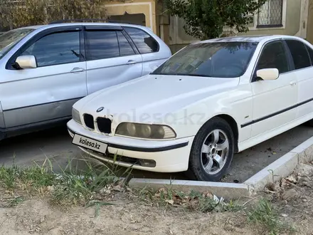 BMW 530 1999 года за 1 600 000 тг. в Атырау – фото 4