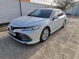 Toyota Camry 2018 года за 14 100 000 тг. в Актау – фото 4