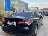 Toyota Camry 2019 года за 13 000 000 тг. в Шымкент – фото 4