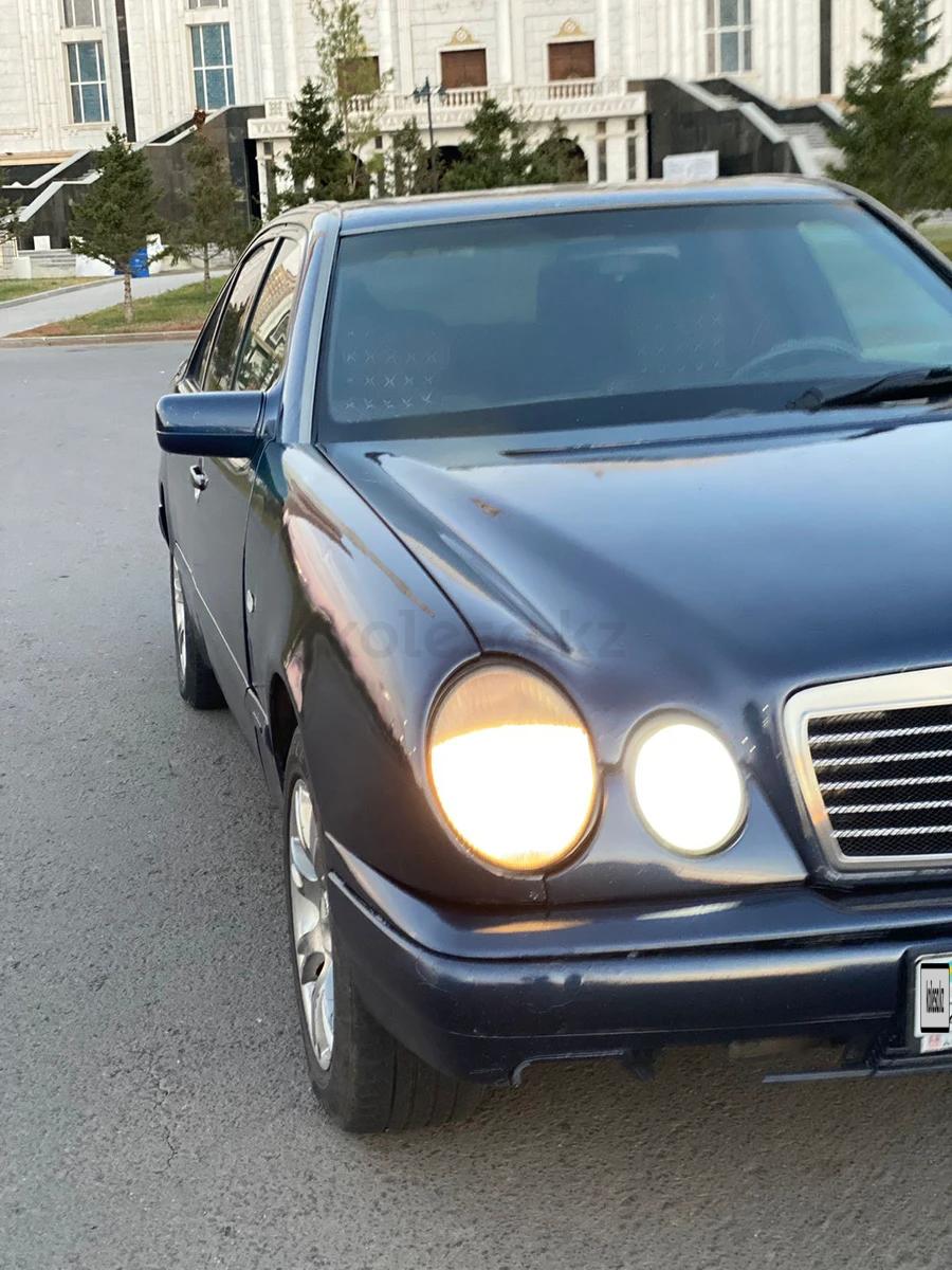 Mercedes-Benz E 230 1995 г.