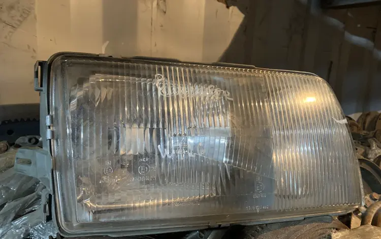 Фара на Мерседес W126 за 60 000 тг. в Караганда