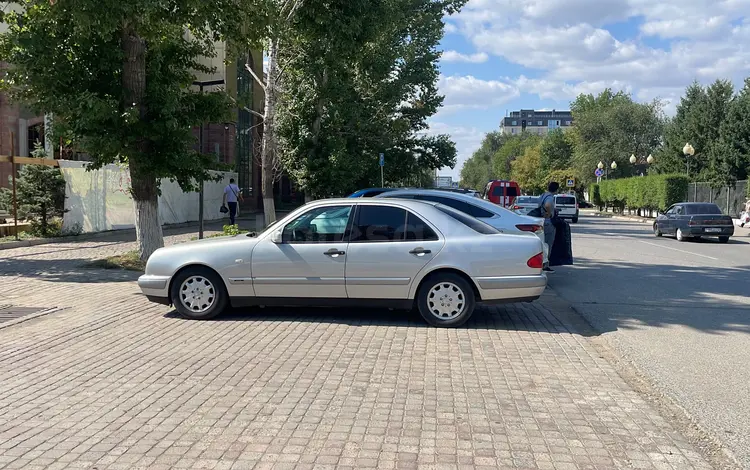 Mercedes-Benz E 240 1999 годаүшін3 000 000 тг. в Уральск