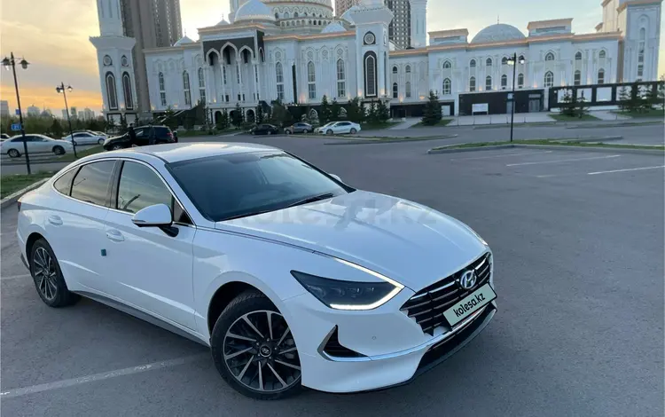 Hyundai Sonata 2021 года за 13 400 000 тг. в Астана