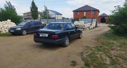 Mercedes-Benz E 200 1994 года за 1 550 000 тг. в Актобе – фото 4