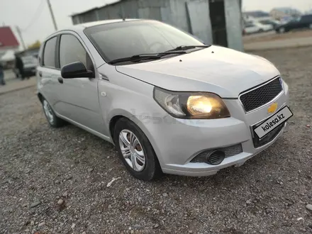 Chevrolet Aveo 2011 года за 2 100 000 тг. в Алматы – фото 2