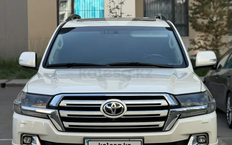 Toyota Land Cruiser 2015 года за 31 000 000 тг. в Алматы