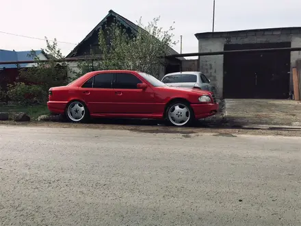 Mercedes-Benz C 320 2000 года за 2 800 000 тг. в Уральск