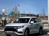 Mitsubishi Outlander 2022 года за 12 700 000 тг. в Уральск – фото 2