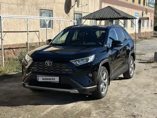 Toyota RAV4, 2020