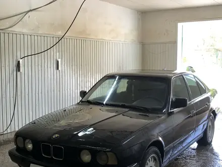 BMW 525 1990 года за 900 000 тг. в Жанаозен – фото 6