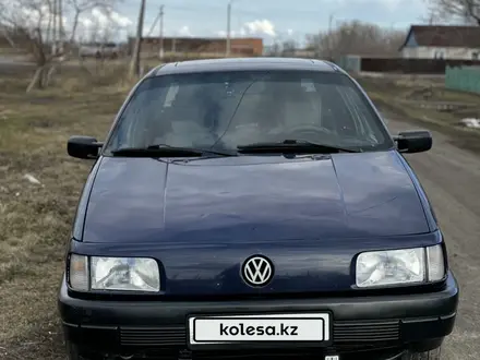 Volkswagen Passat 1992 года за 1 600 000 тг. в Петропавловск – фото 2
