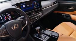 Lexus ES 250 Progressive 2022 года за 24 120 000 тг. в Астана – фото 5