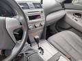 Toyota Camry 2010 годаүшін7 000 000 тг. в Актобе – фото 11