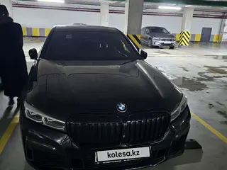 BMW 730