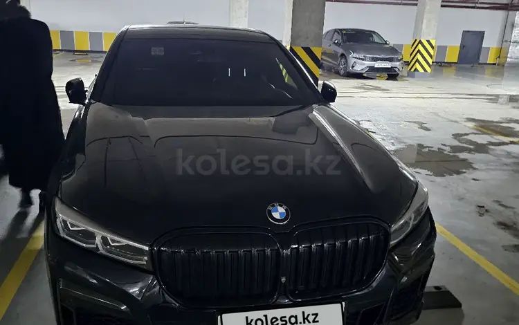 BMW 730 2019 года за 39 000 000 тг. в Астана