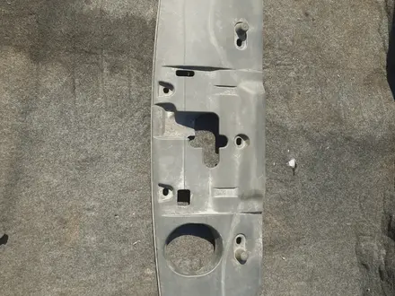 Верхняя накладка панели пластик под капотом Honda CR-V RE третье поколение за 12 000 тг. в Семей