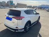 Toyota RAV4 2016 года за 11 300 000 тг. в Астана – фото 4