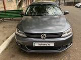 Volkswagen Jetta 2012 годаfor4 000 000 тг. в Атырау – фото 3