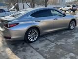 Lexus ES 250 2019 года за 21 000 000 тг. в Актау