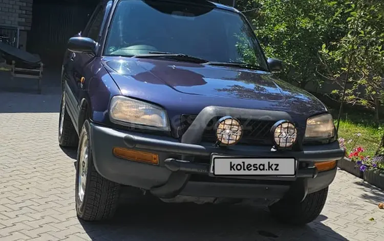 Toyota RAV4 1996 года за 3 000 000 тг. в Алматы