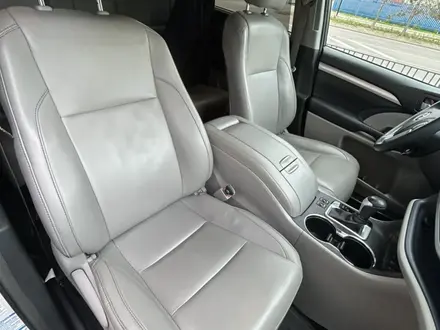 Toyota Highlander 2016 года за 11 300 000 тг. в Алматы – фото 8
