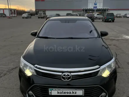 Toyota Camry 2015 года за 9 700 000 тг. в Усть-Каменогорск