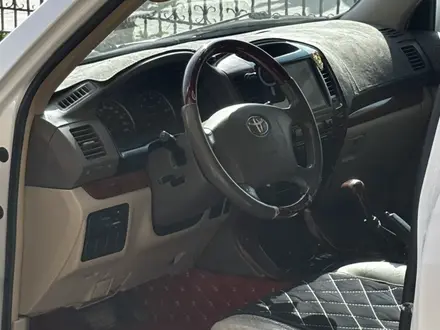 Toyota Land Cruiser Prado 2007 года за 10 300 000 тг. в Актобе – фото 9