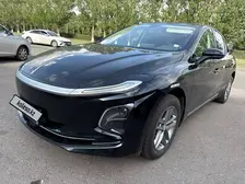 Hongqi E-QM5, 2025