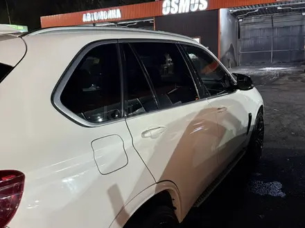 BMW X5 2015 года за 14 000 000 тг. в Алматы – фото 4