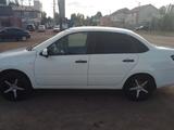 ВАЗ (Lada) Granta 2190 2013 годаүшін2 150 000 тг. в Астана – фото 3