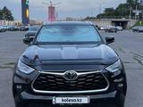 Toyota Highlander 2020 года за 25 000 000 тг. в Алматы