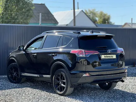 Toyota RAV4 2019 года за 13 250 000 тг. в Актобе – фото 4