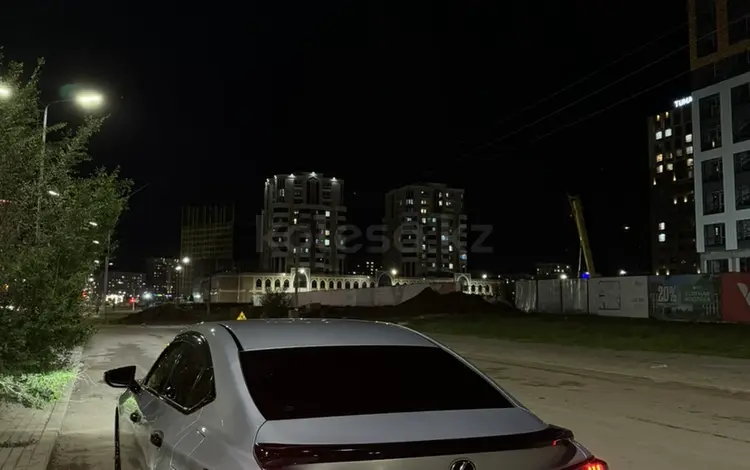 Lexus ES 350 2020 года за 30 000 000 тг. в Астана
