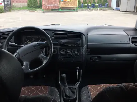 Volkswagen Golf 1996 года за 1 300 000 тг. в Тургень (Енбекшиказахский р-н) – фото 5