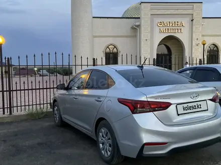 Hyundai Solaris 2018 года за 6 000 000 тг. в Кызылорда – фото 2