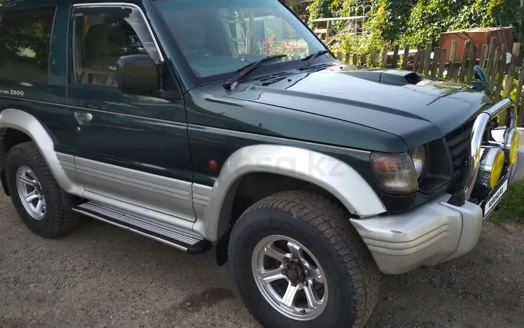 Mitsubishi Pajero 1996 годаүшін2 800 000 тг. в Алматы