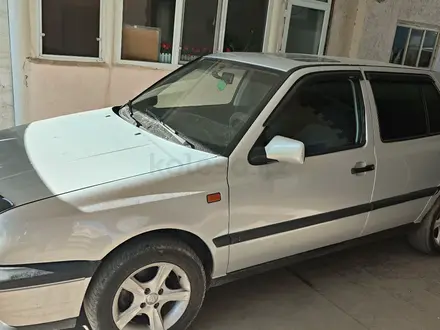 Volkswagen Golf 1995 года за 1 700 000 тг. в Алматы – фото 4