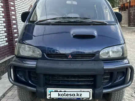 Mitsubishi Delica 1994 года за 4 200 000 тг. в Алматы