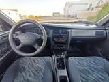 Toyota Carina E 1997 года за 2 900 000 тг. в Актау – фото 2