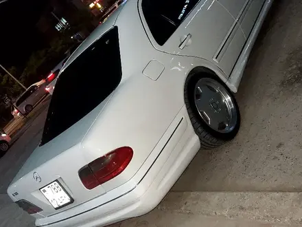 Mercedes-Benz E 320 2001 года за 5 500 000 тг. в Актау