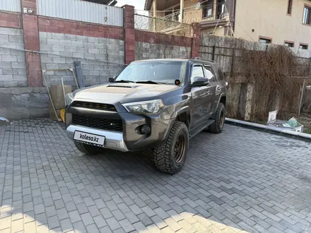 Toyota 4Runner 2019 года за 26 000 000 тг. в Алматы – фото 4