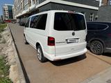 Volkswagen Transporter 2014 года за 9 500 000 тг. в Астана – фото 2