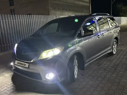 Toyota Sienna 2014 года за 11 400 000 тг. в Уральск – фото 7