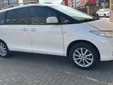 Toyota Previa 2017 года за 9 500 000 тг. в Актобе – фото 4