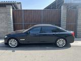 BMW 750 2009 года за 9 900 000 тг. в Алматы – фото 2