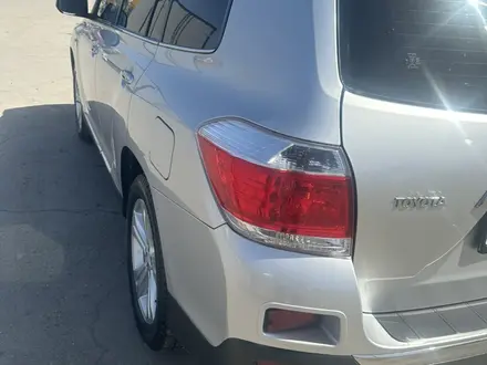 Toyota Highlander 2012 года за 13 500 000 тг. в Костанай – фото 32