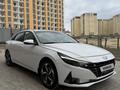 Hyundai Elantra 2023 года за 8 900 000 тг. в Актау – фото 2
