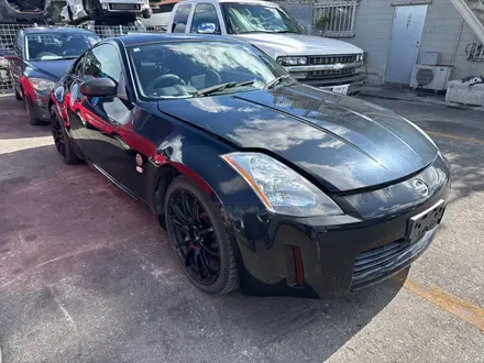 МОРДА НОУСКАТ ПЕРЕДНИЙ БАМПЕР ФАРЫ КАПОТ КРЫЛО СЕДАН NISSAN 350Z FAIRLADY Z за 350 000 тг. в Атырау – фото 2